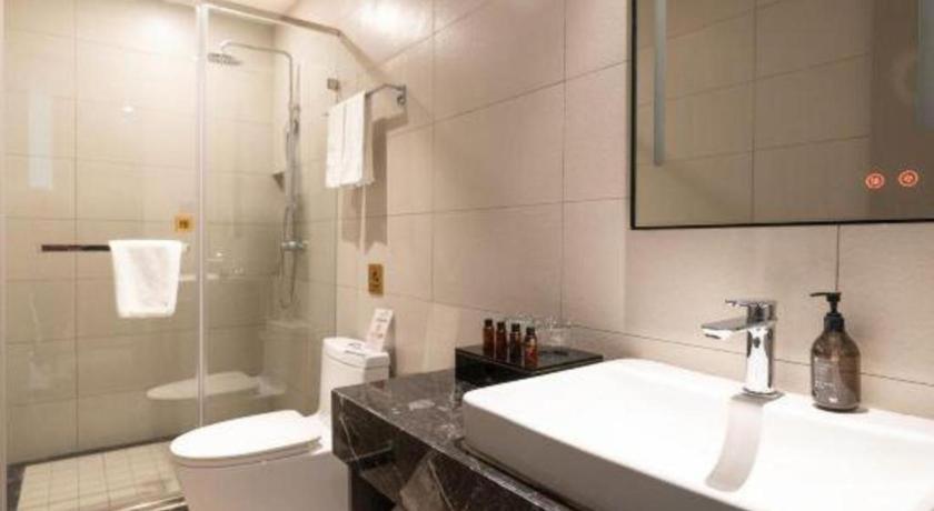 Home Inn Kunming Baita Road Exterior photo